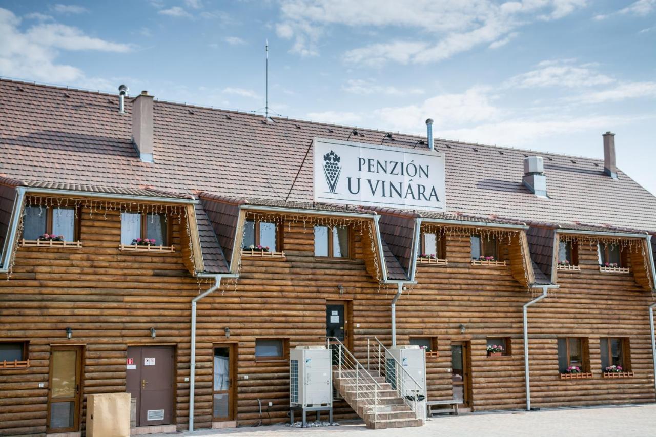 Penzion U Vinara Вельки Кртіш Екстер'єр фото